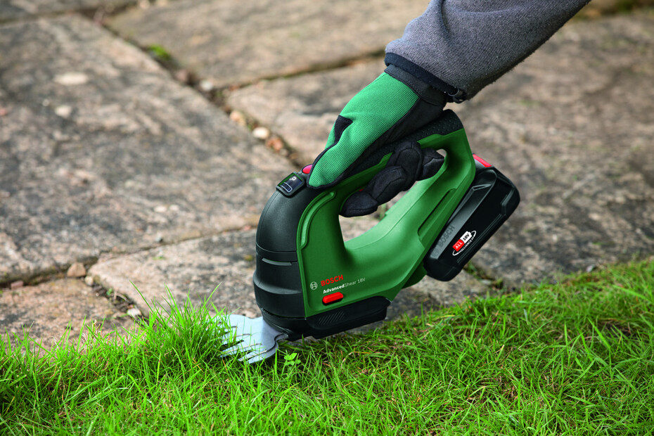 Bosch Pompa da giardino a batteria GardenPump 18V-2000